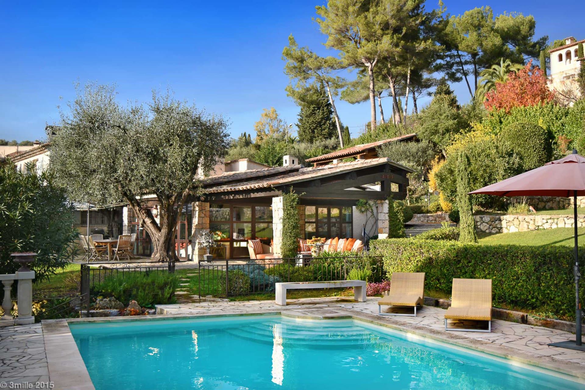 Opio | Provencalsk villa med seks soverom og gjesteleilighet i nydelige omgivelser