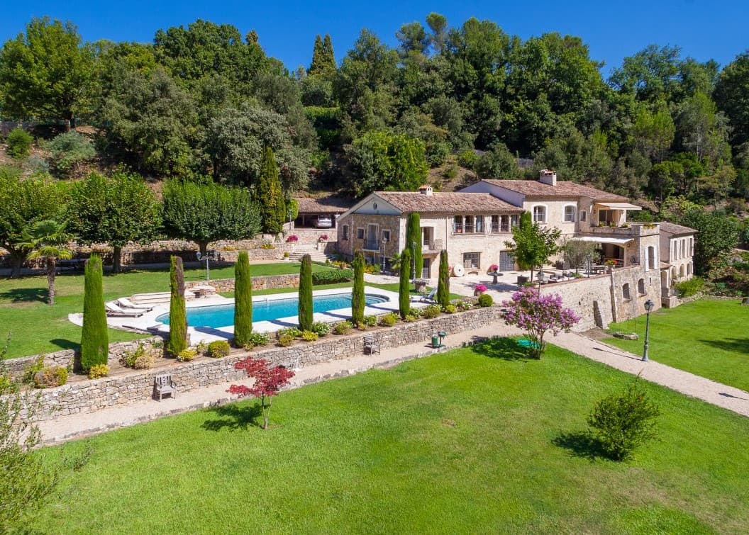 Valbonne | Fantastisk totalrenovert eiendom fra 1500-tallet