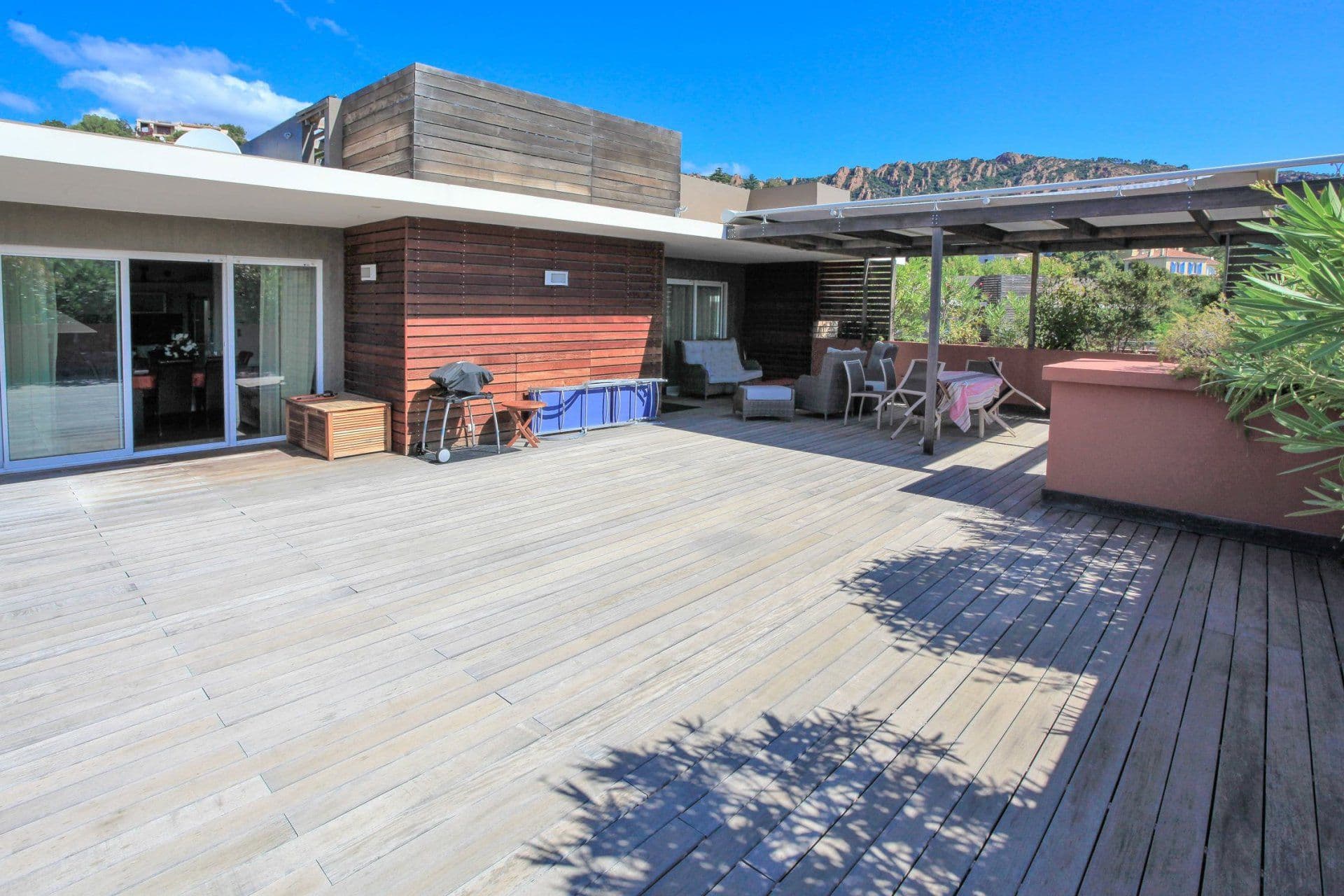 Saint-raphael | Agay, stor leilighet nær sjø med enorm terrasse