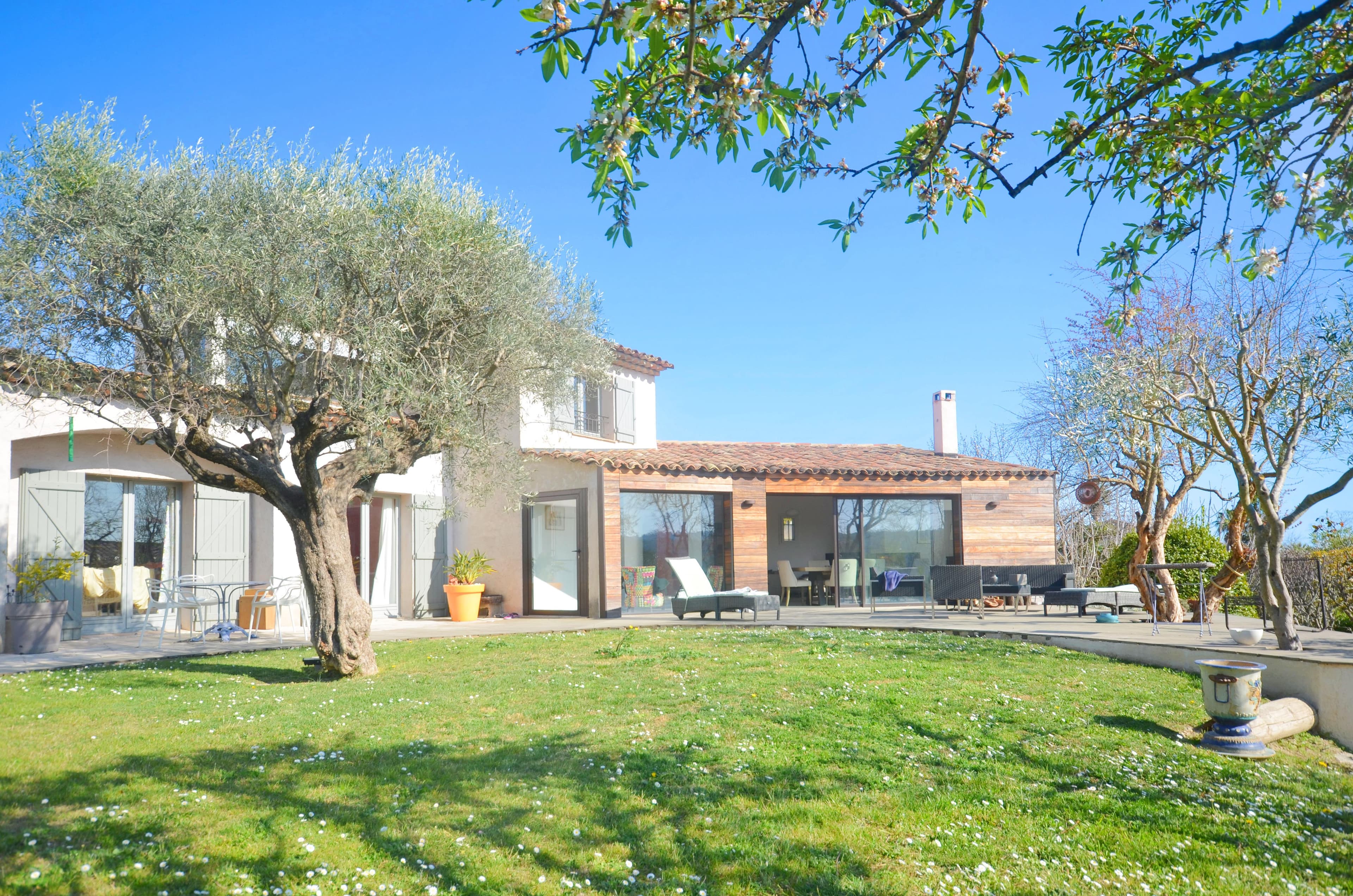 La Colle sur Loup | Innholdsrik provencalsk villa med fem soverom og svømmebasseng