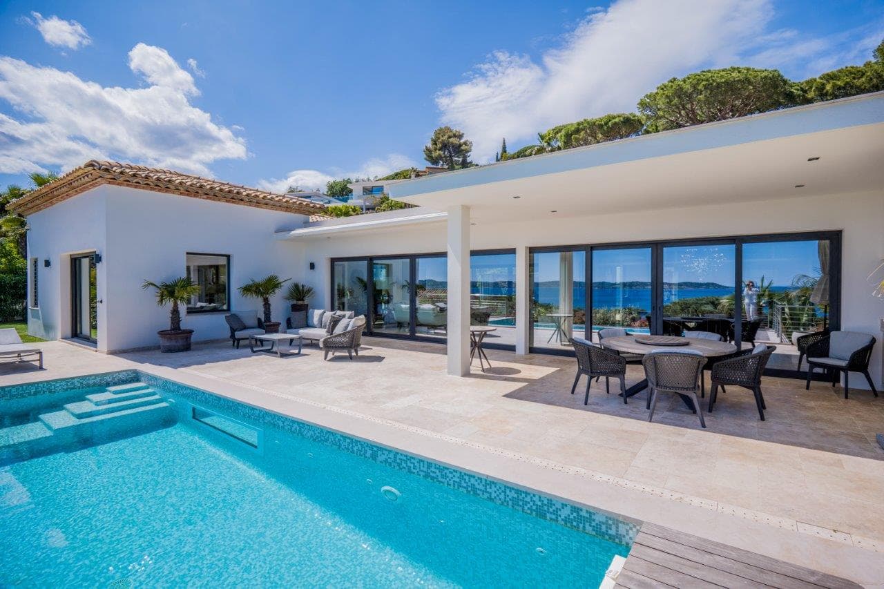 Sainte maxime | Nyere villa i privat domene med panoramautsikt