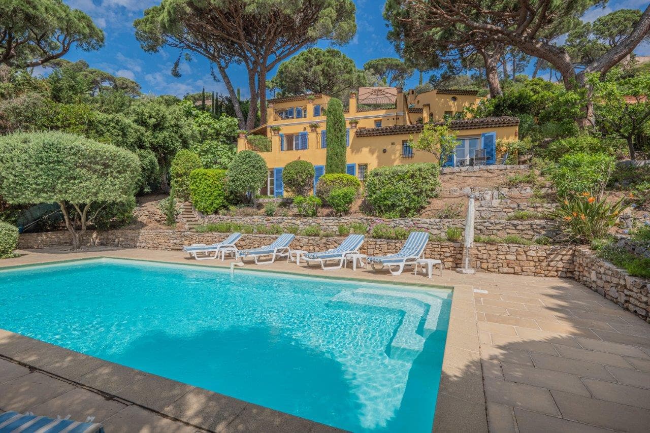 Sainte maxime | Eksklusiv villa med seks soverom og sjøutsikt
