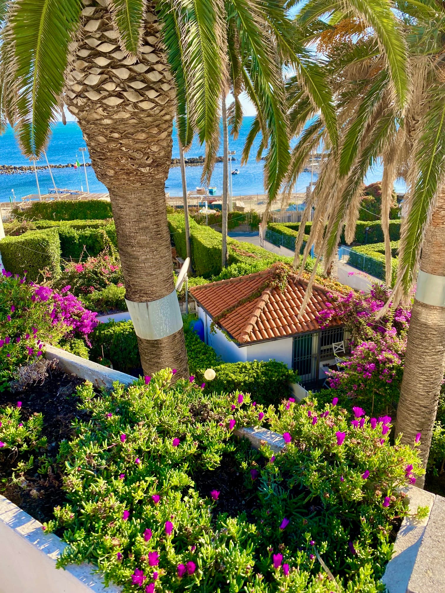 Attraktiv Rekkehus 50 m fra Middelhavet i Santa Marinella