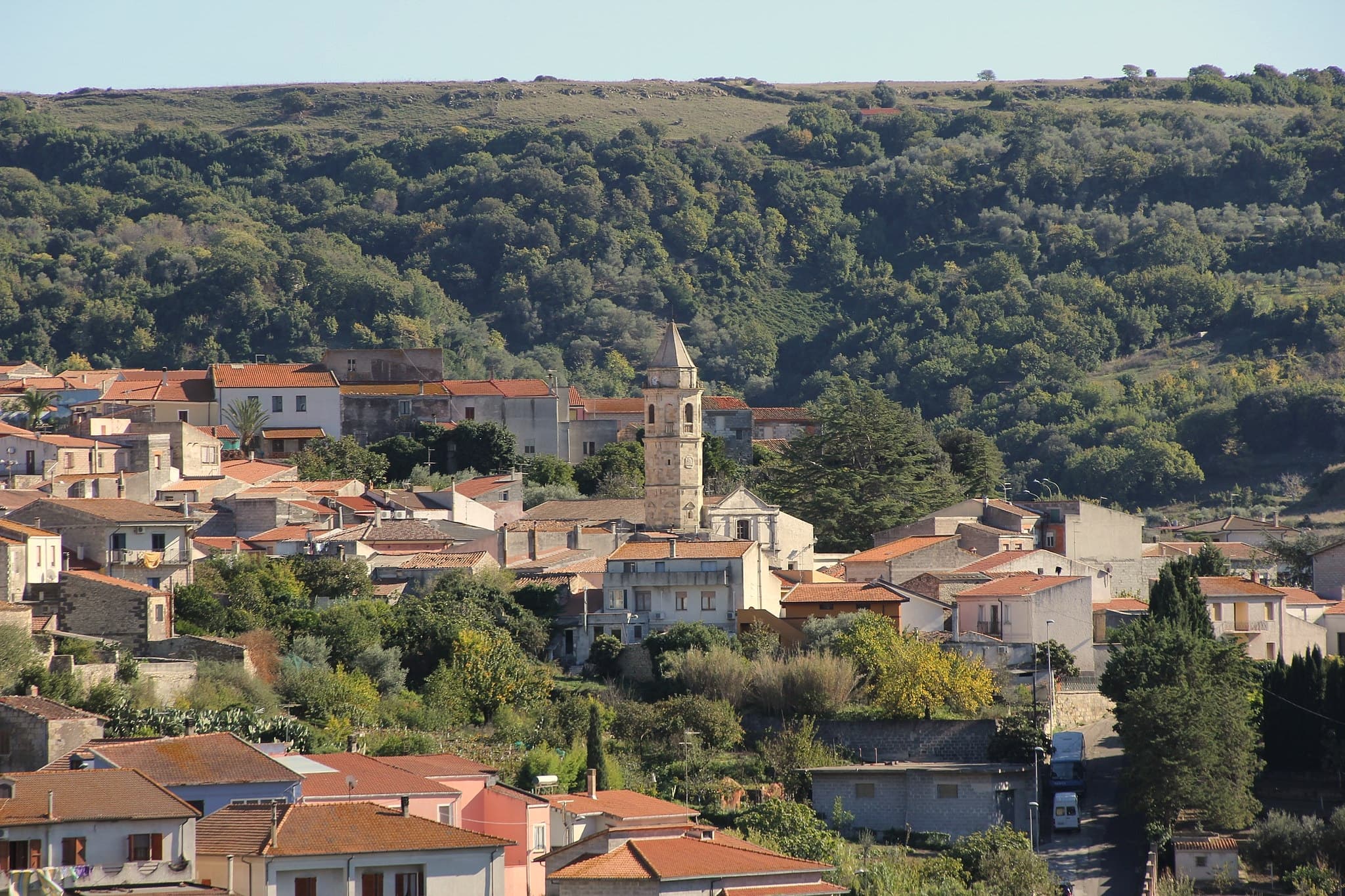 Autentisk enebolig i et ekte Sardinia i byen Mara
