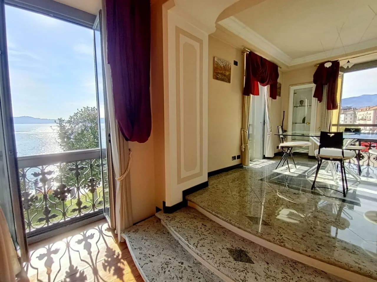 verbania-intra-appartamento-vista-lago-centro-balcone-45751b.jpg
