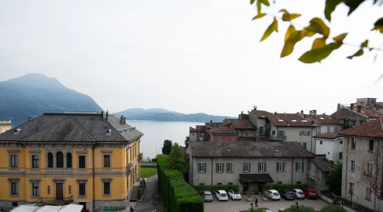 verbania-intra-appartamento-vista-lago-centro-balcone-57844b.jpg