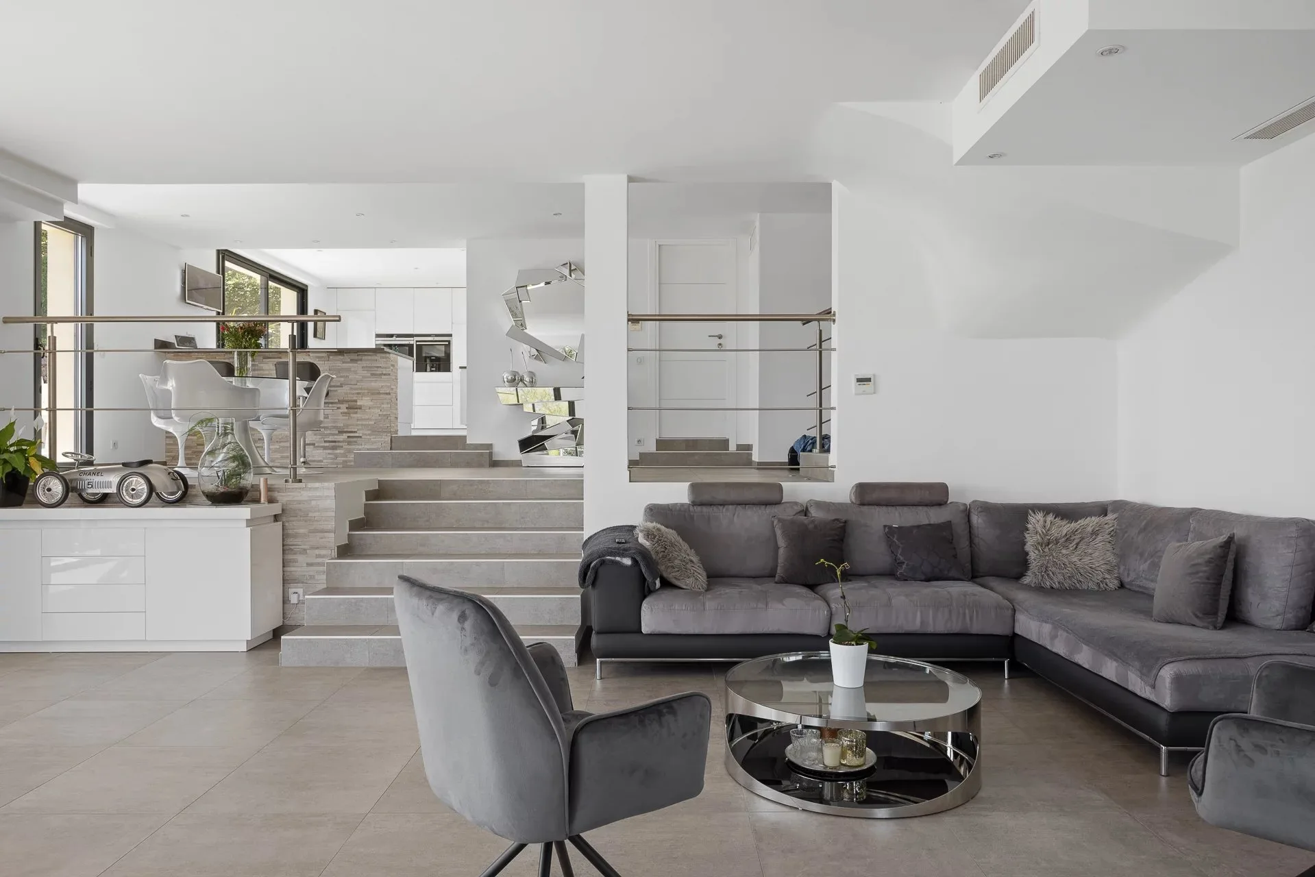 Stue-6884611-Zingraf.jpg