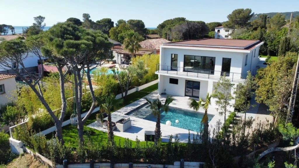 villa st1.jpg