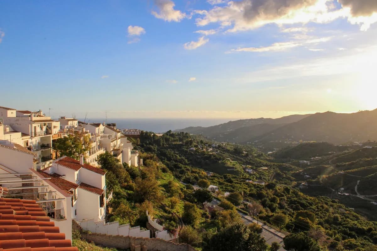 Frigiliana – Oppussingsobjekt med fantastisk utsikt til hav og fjell