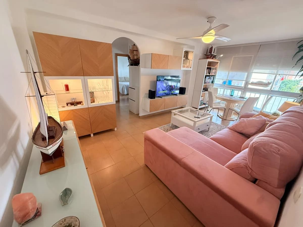 Torremolinos – Totalrenovert 3-roms leilighet i sentralt og etablert område