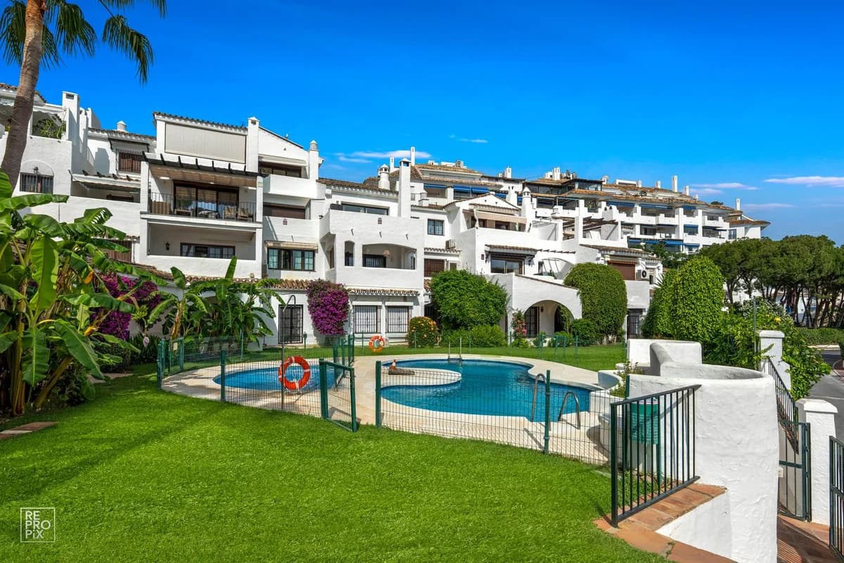 Puerto Banús – Penthouse med sjøutsikt og tilgang til La Sala Beach Club