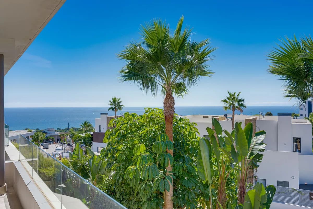 Cabopino – Moderne leilighet med panoramautsikt og to garasjeplasser – bilde 5