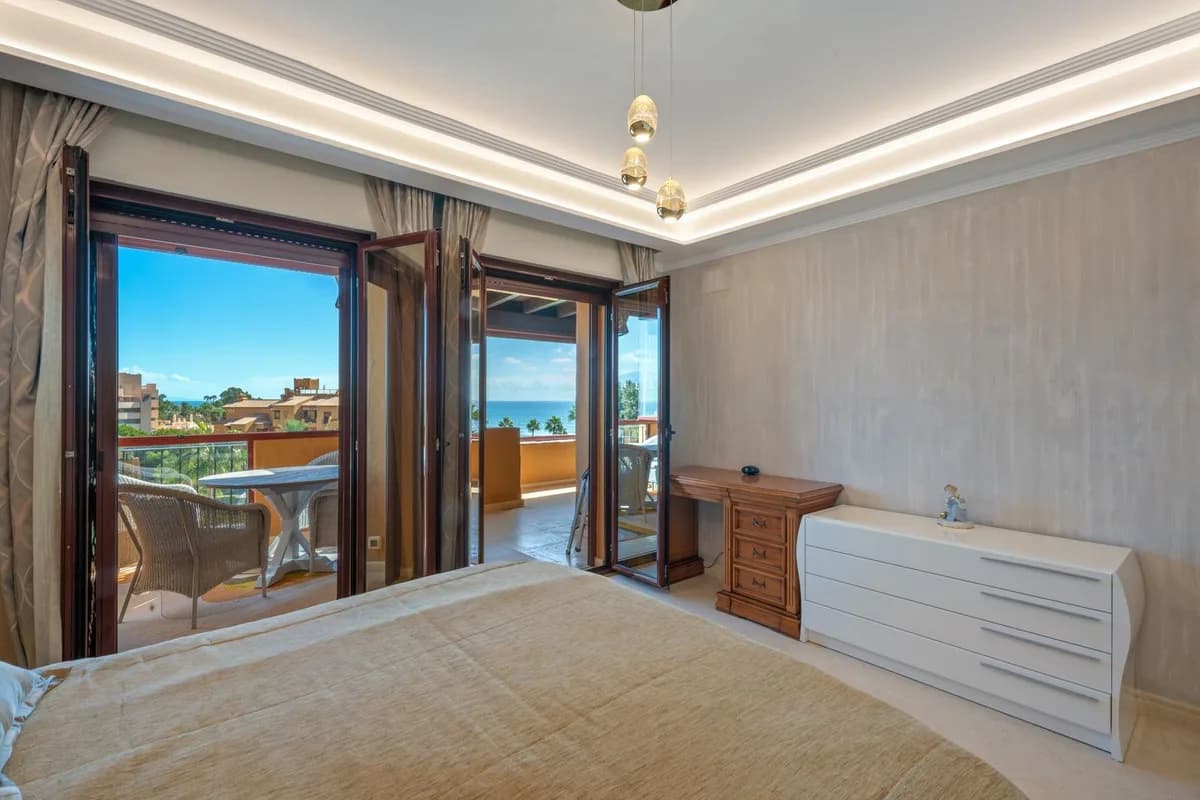 Granados del Mar, Estepona – Leilighet i første strandlinje med terrasse og sjøutsikt – bilde 5