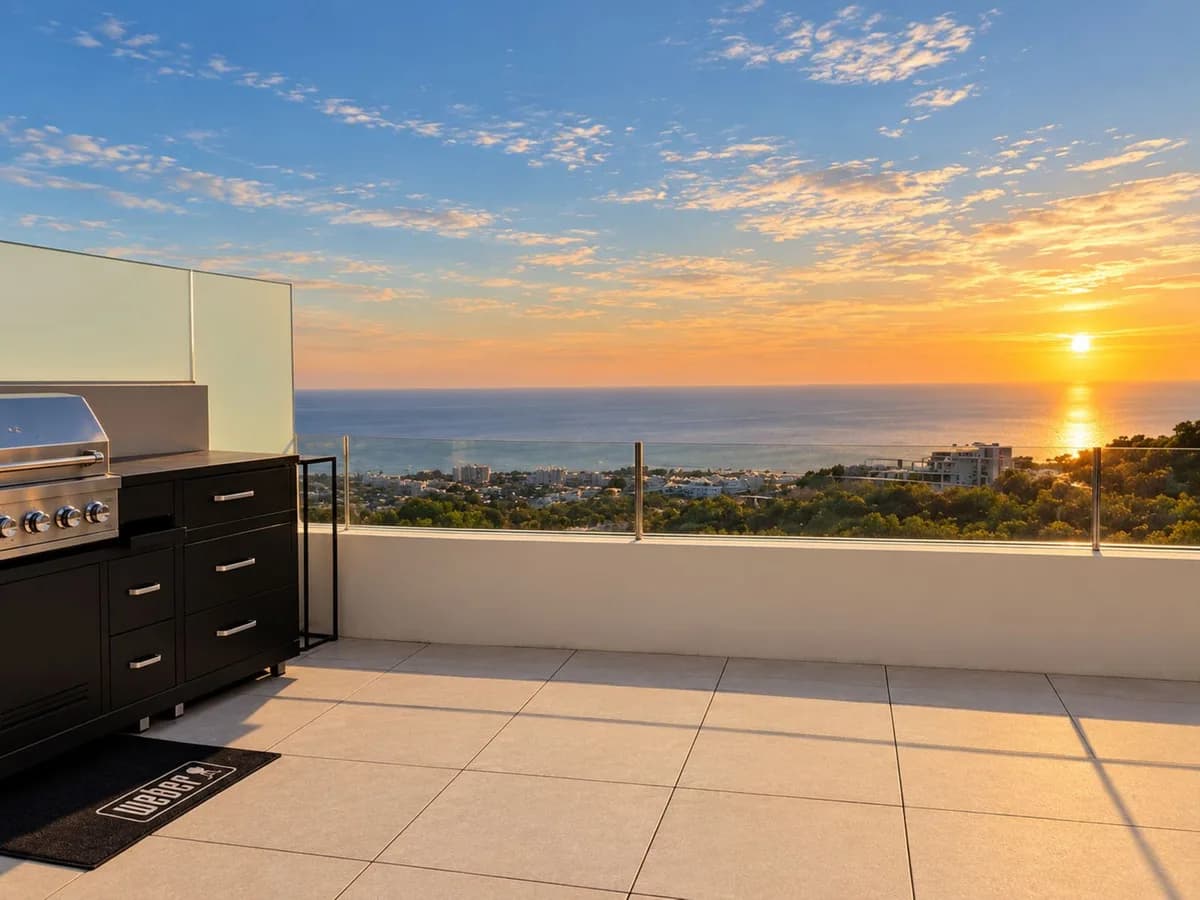 Los Monteros – Penthouse med to store terrasser og sjøutsikt – bilde 2
