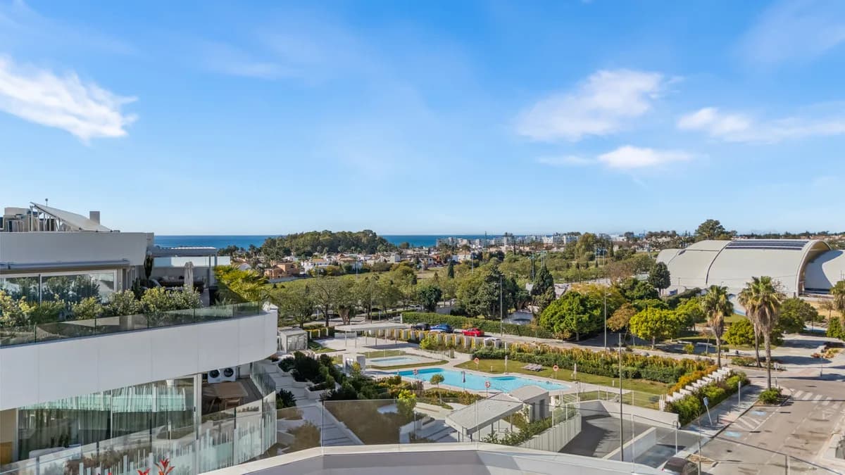 San Pedro de Alcántara – Stort, nytt penthouse med panoramautsikt og romslig terrasse nær stranden – bilde 2