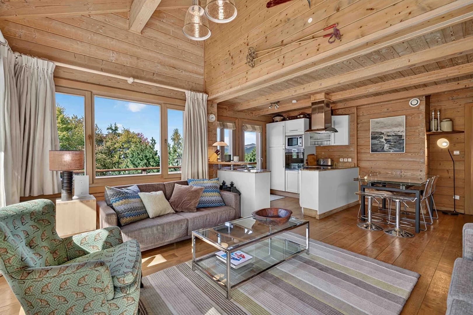 Les Meribel Les Allues - De franske Alper - Sjarmerende treromsleilighet med flott sydvendt terrasse – bilde 1