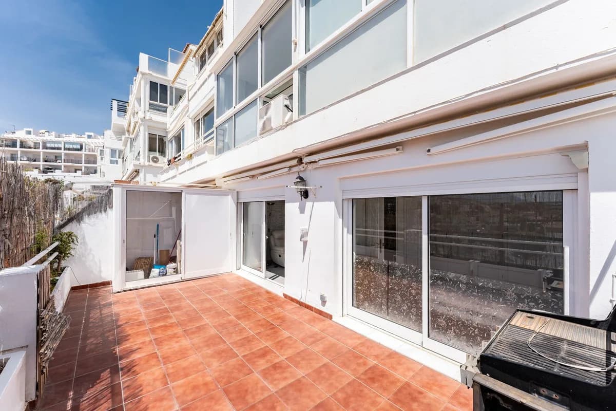 Riviera del Sol – to soverom med panoramautsikt over havet, solnedgang og kort gange til stranden – bilde 4