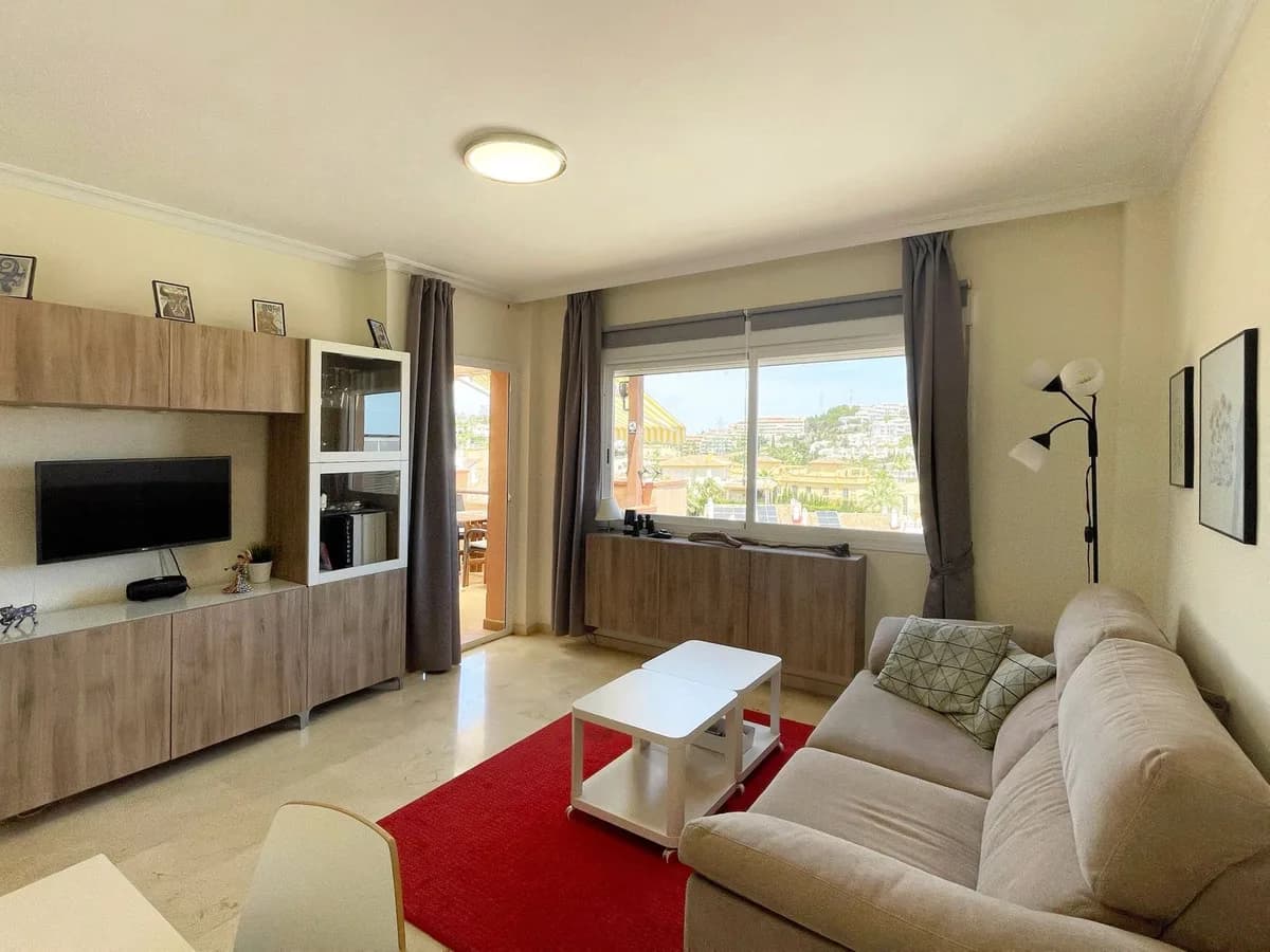 Riviera del Sol – Privat solarium med havutsikt, to soverom og garasjeplass i lukket anlegg – bilde 3
