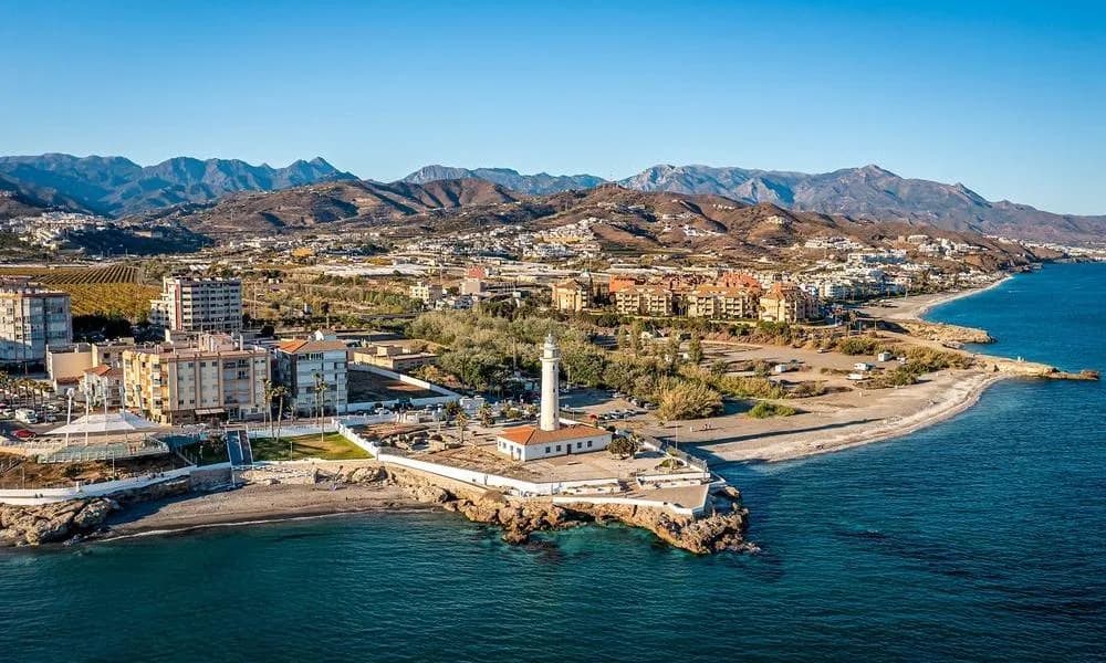 Utsikt over Torrox Costa, Costa del Sol Øst, Spania