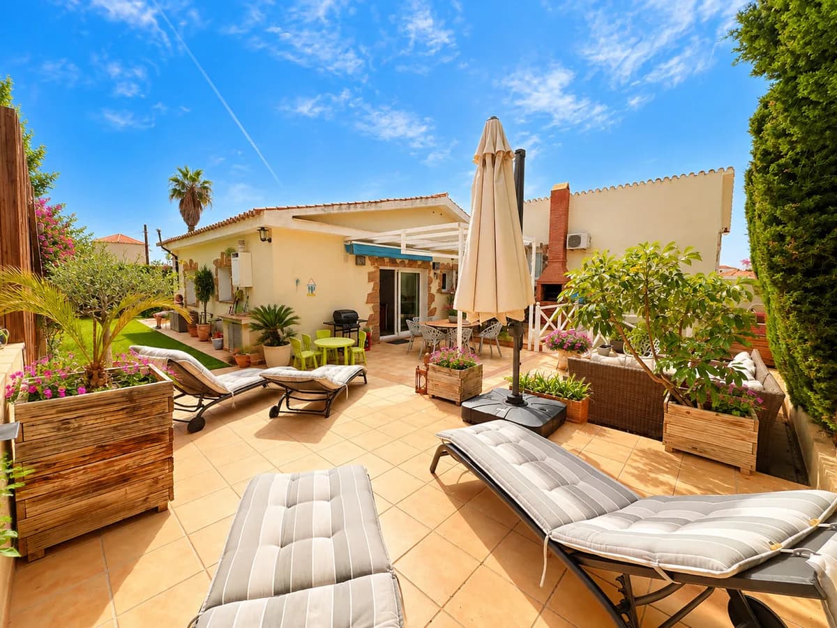 Mijas Costa – Romslig villa med 7 soverom, privat basseng og havutsikt, bare 500 meter fra stranden – bilde 4