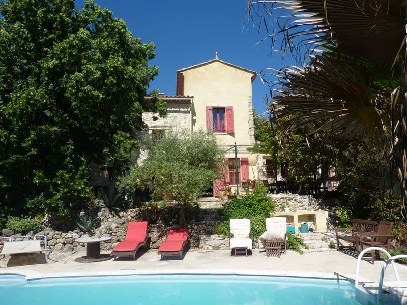 Spesiell villa med provencalsk atmosfære