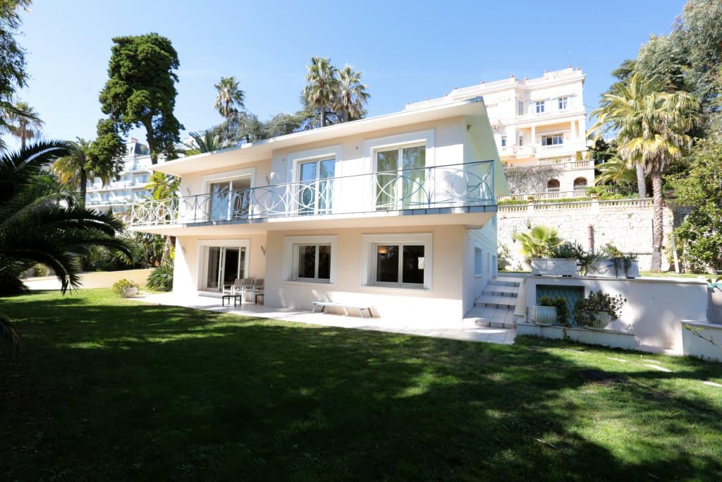 Cannes – croix des gardes – villa i california-stil med fire soverom og kort vei til stranden