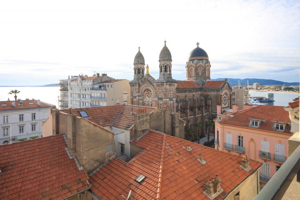 Saint raphael | Stor leilighet midt i sentrum