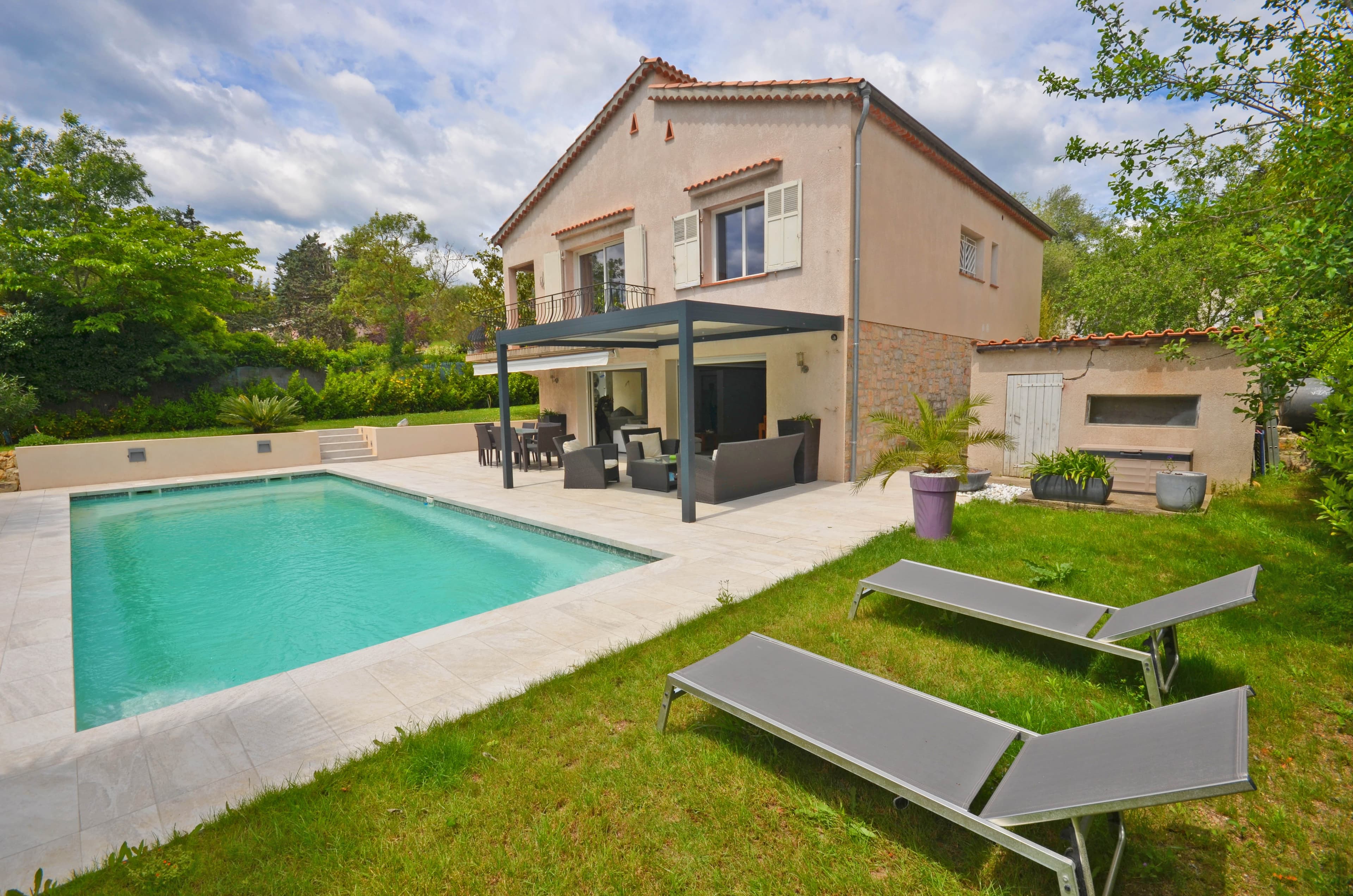 Mougins | Provencalsk villa med tre soverom og svømmebasseng