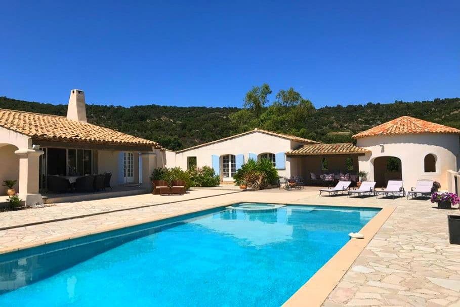Plan du la tour | Provencalsk villa på ett plan med fem soverom og svømmebasseng