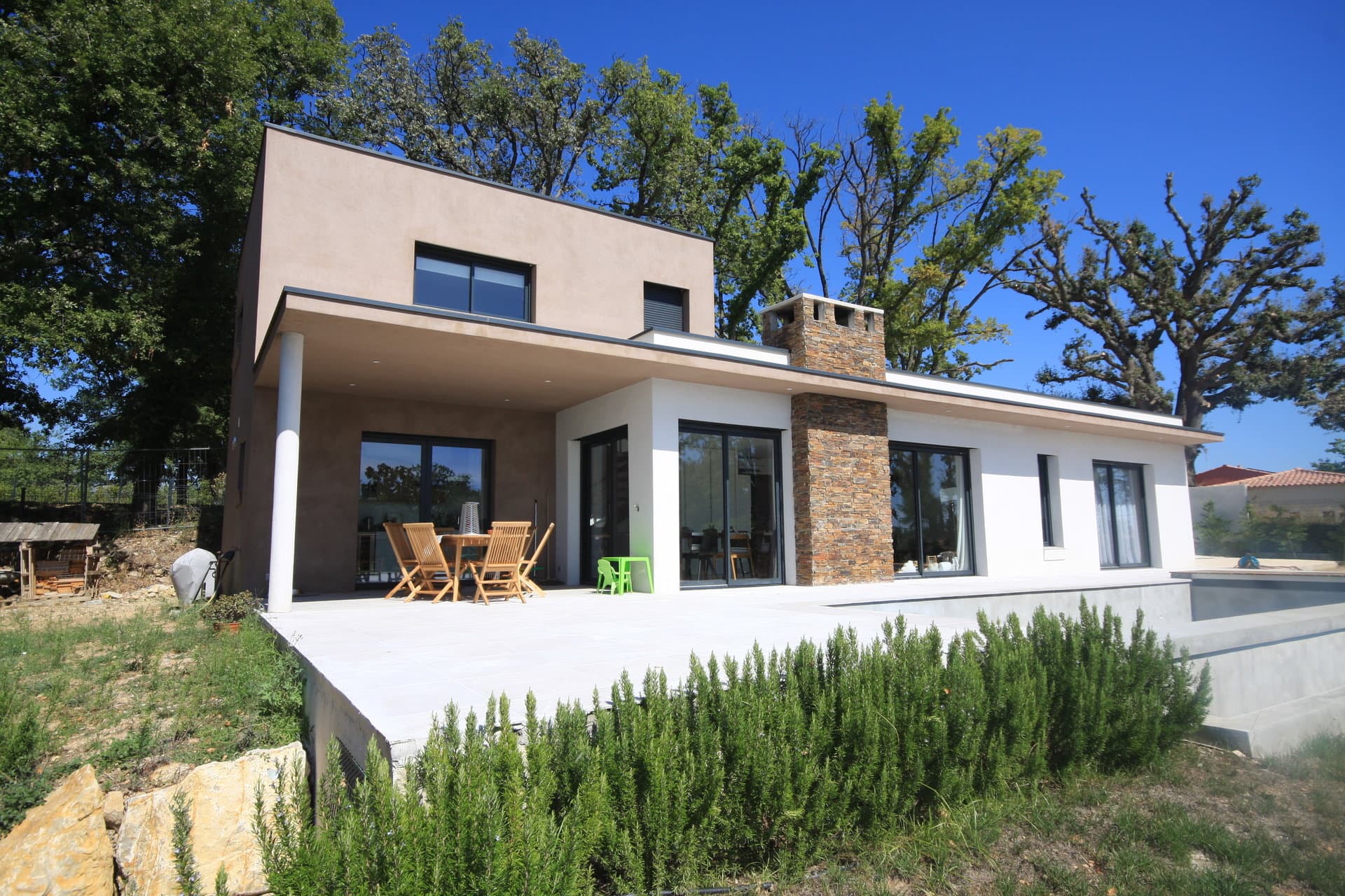Montaroux | Ny moderne villa med tre soverom og svømmebasseng