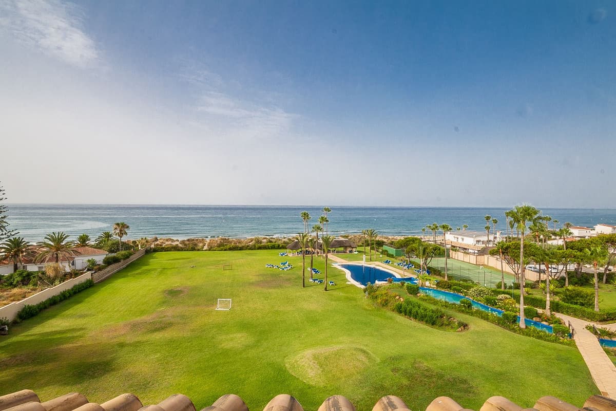 Costa del Sol | Marbella | Nydelig penthouseleilighet ved stranden i Elviria | Ny pris