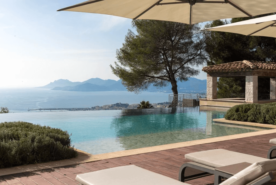 Cannes | Praktfull bastide med panorama havutsikt, svømmebasseng