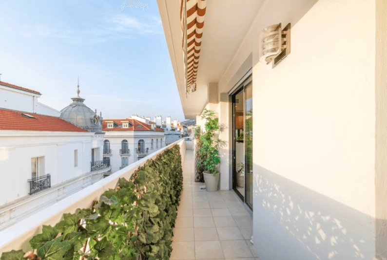 Cannes | Pen og sentral leilighet med to soverom og terrasse