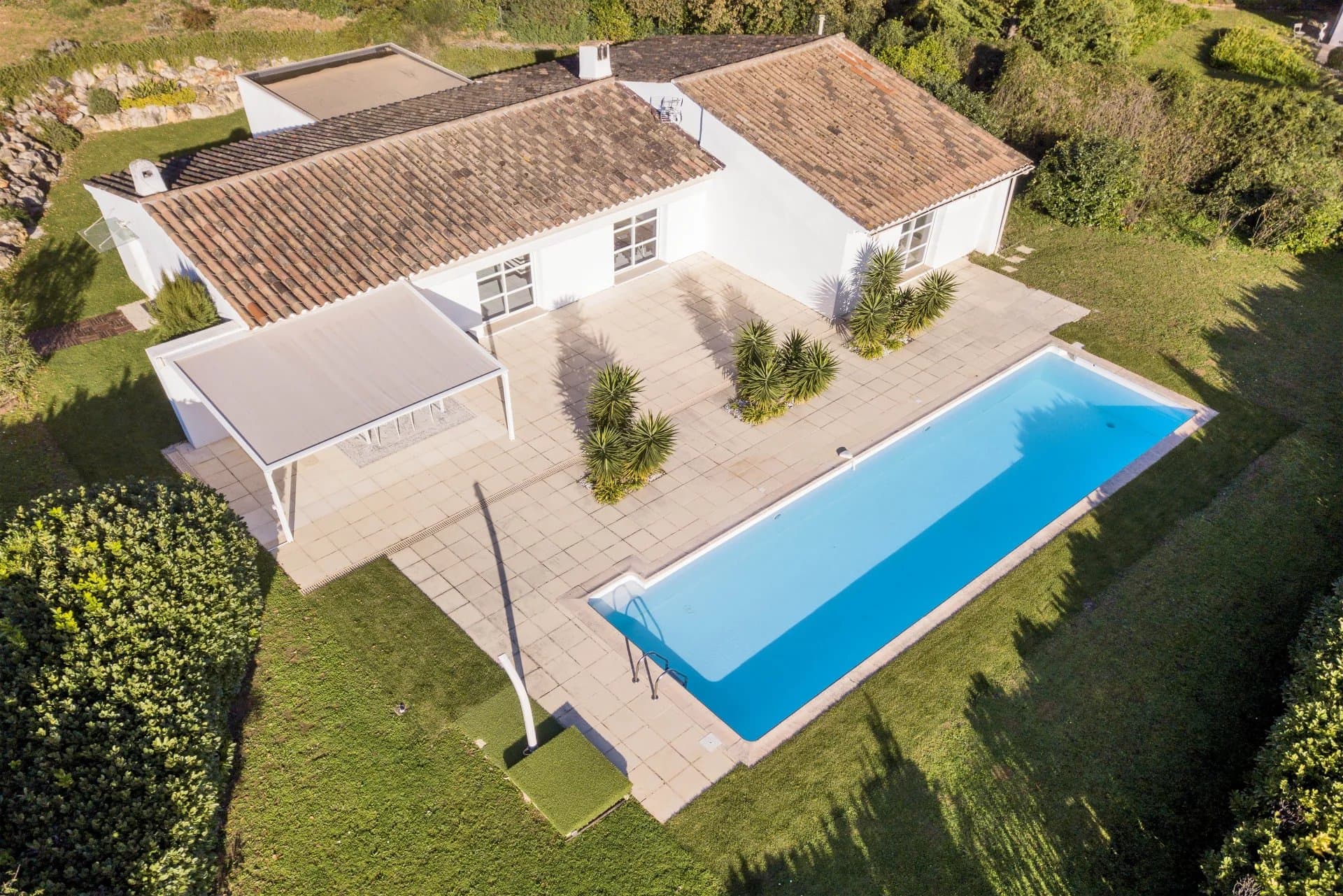 Valbonne | Lekker villa med fire soverom og flott tomt med svømmebasseng