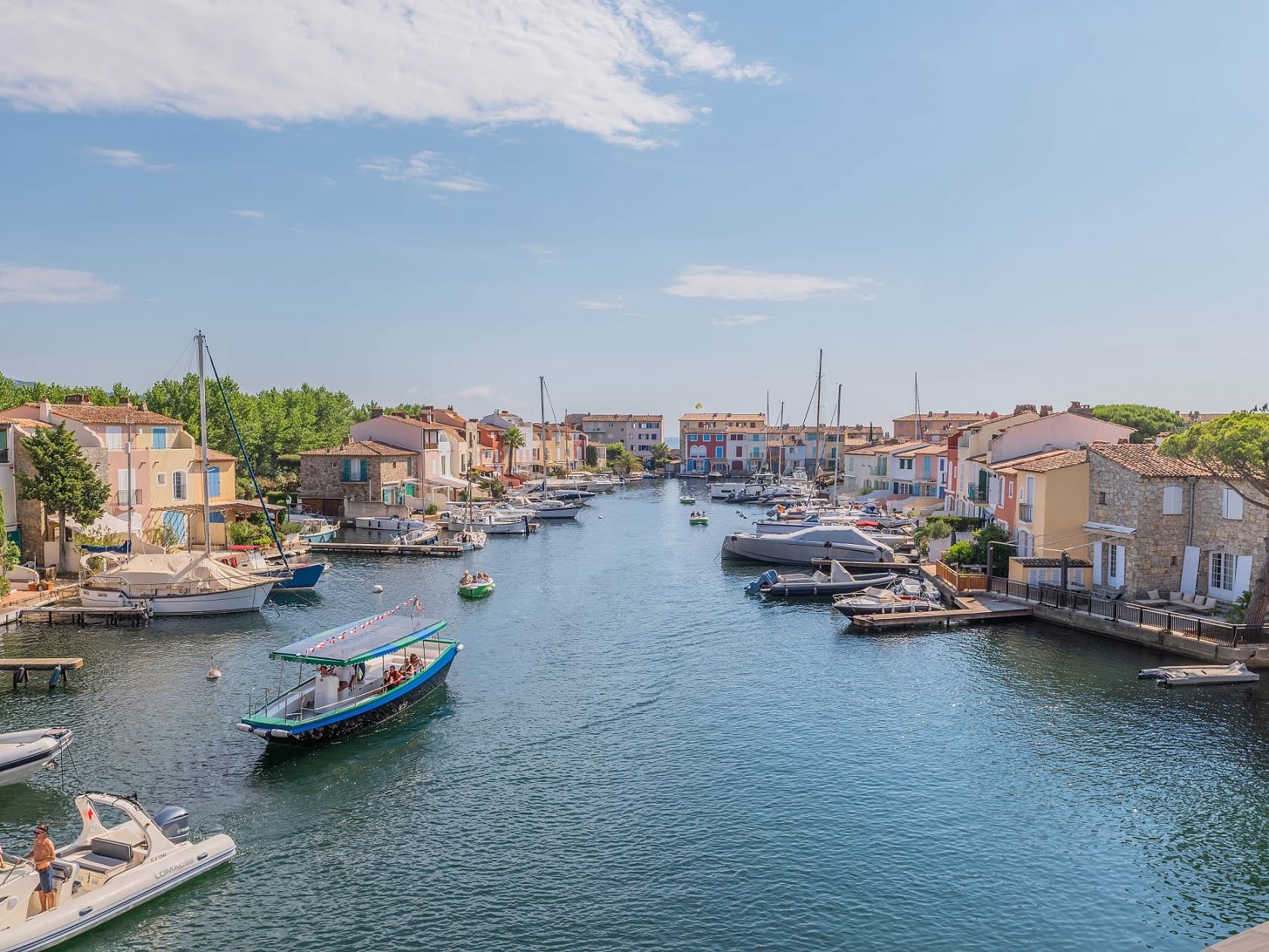 Port Grimaud | Cote d'azur | Unik leilighet langs kanalen | To soverom og båtplass | Sjøutsikt
