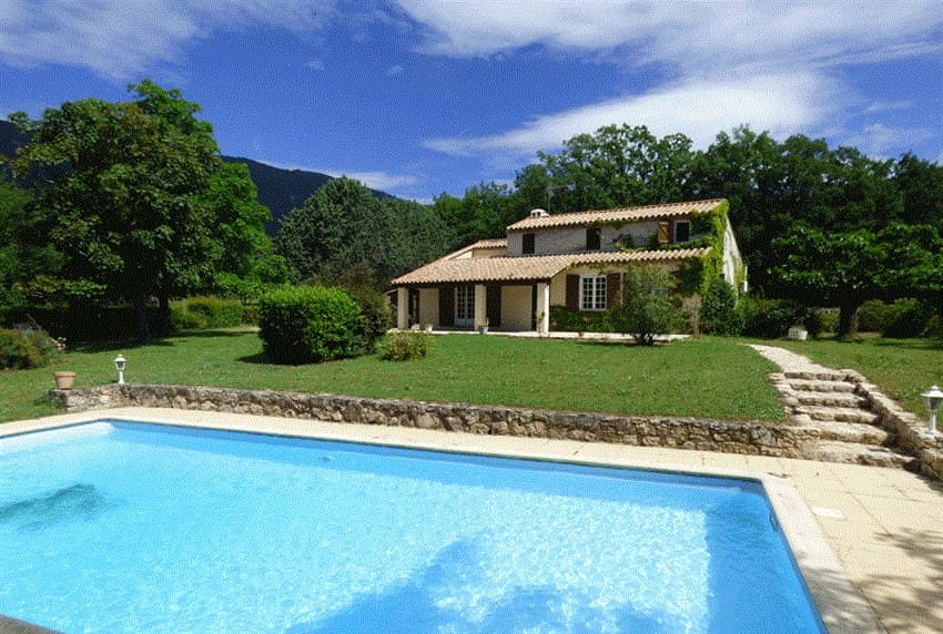 Seillans, Provence | Villa med svømmebasseng og 10 minutters spasertur til vakre Seillans