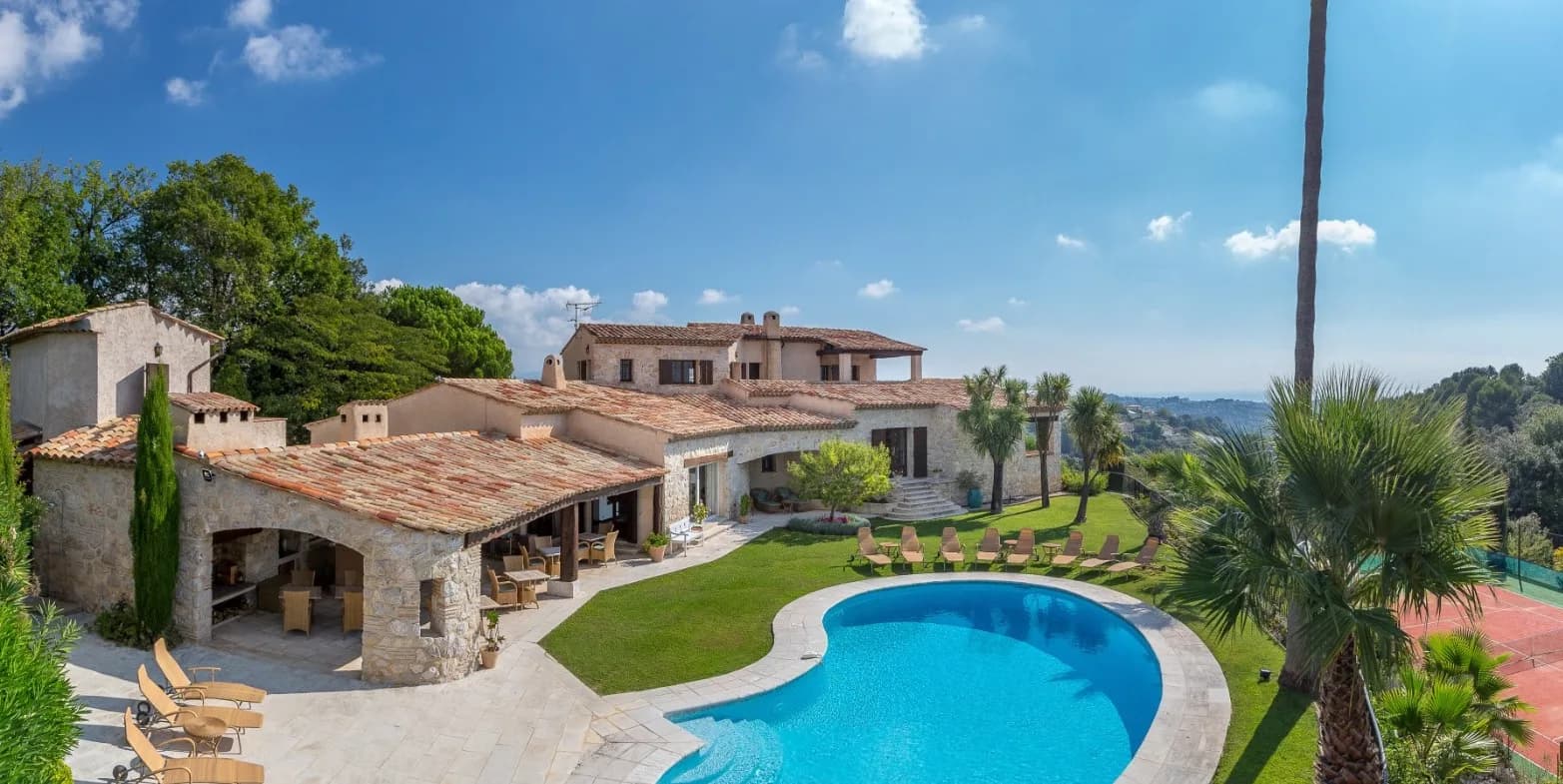 Saint paul de Vence | Stor provencalsk bastide med ni soverom og sjøutsikt