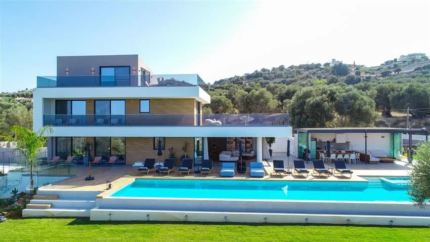 Kreta - Maroulas - FANTASTISK LUKSURIØS VILLA MED SEKS SOVEROM, SVØMMEBASSENG på 100 M2 OG SPEKTAKULÆR UTSIKT