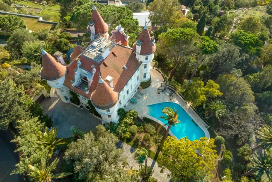 Cannes | Californie, vakkert slott med svømmebasseng og havutsikt