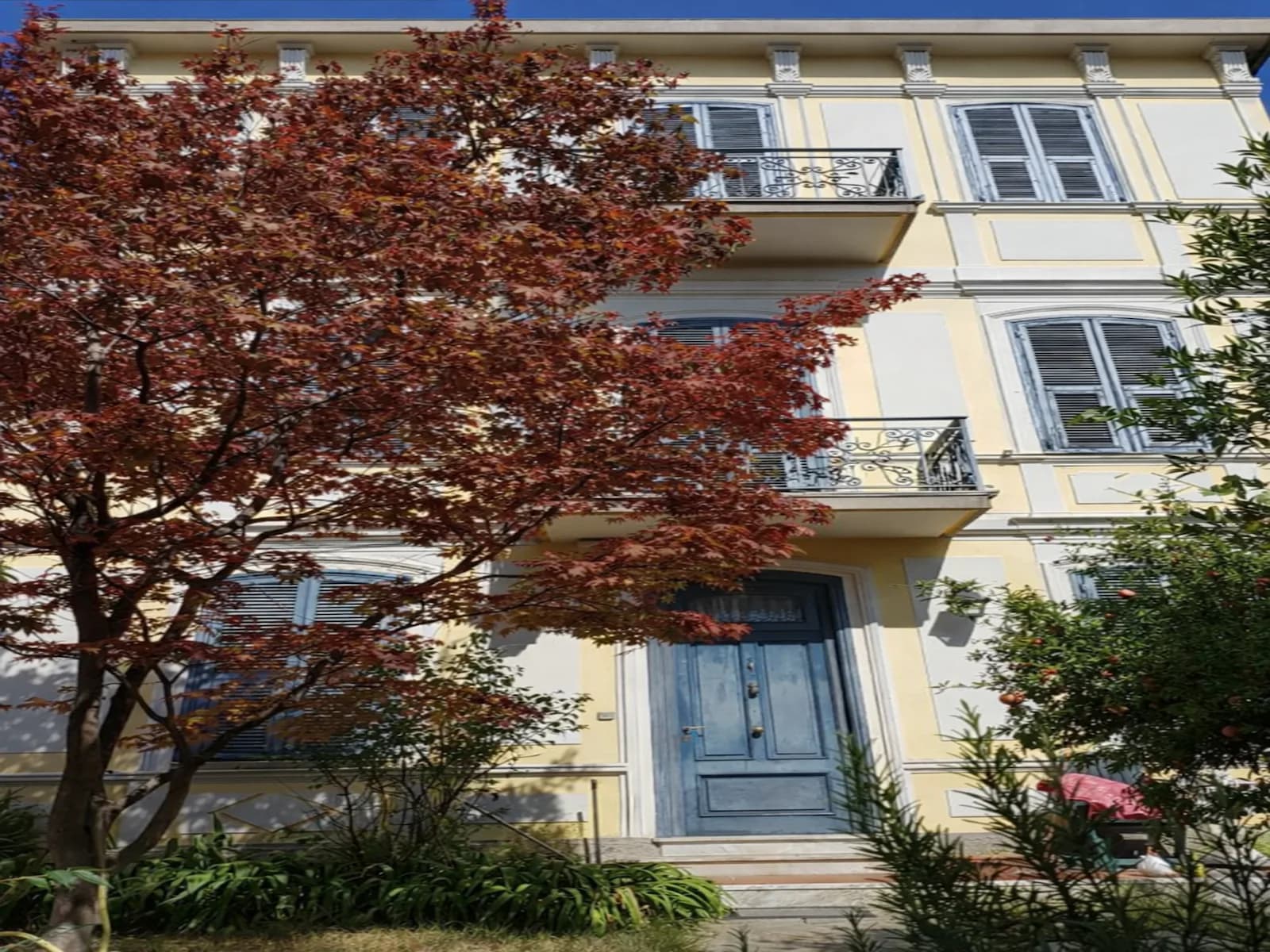 Stor villa midt i sentrum av Sanremo