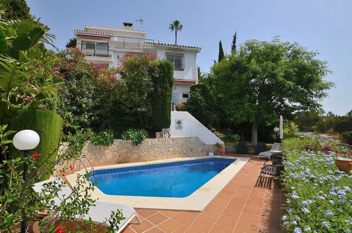 Benalmádena Costa – villa med havutsikt, privat basseng og solrik beliggenhet