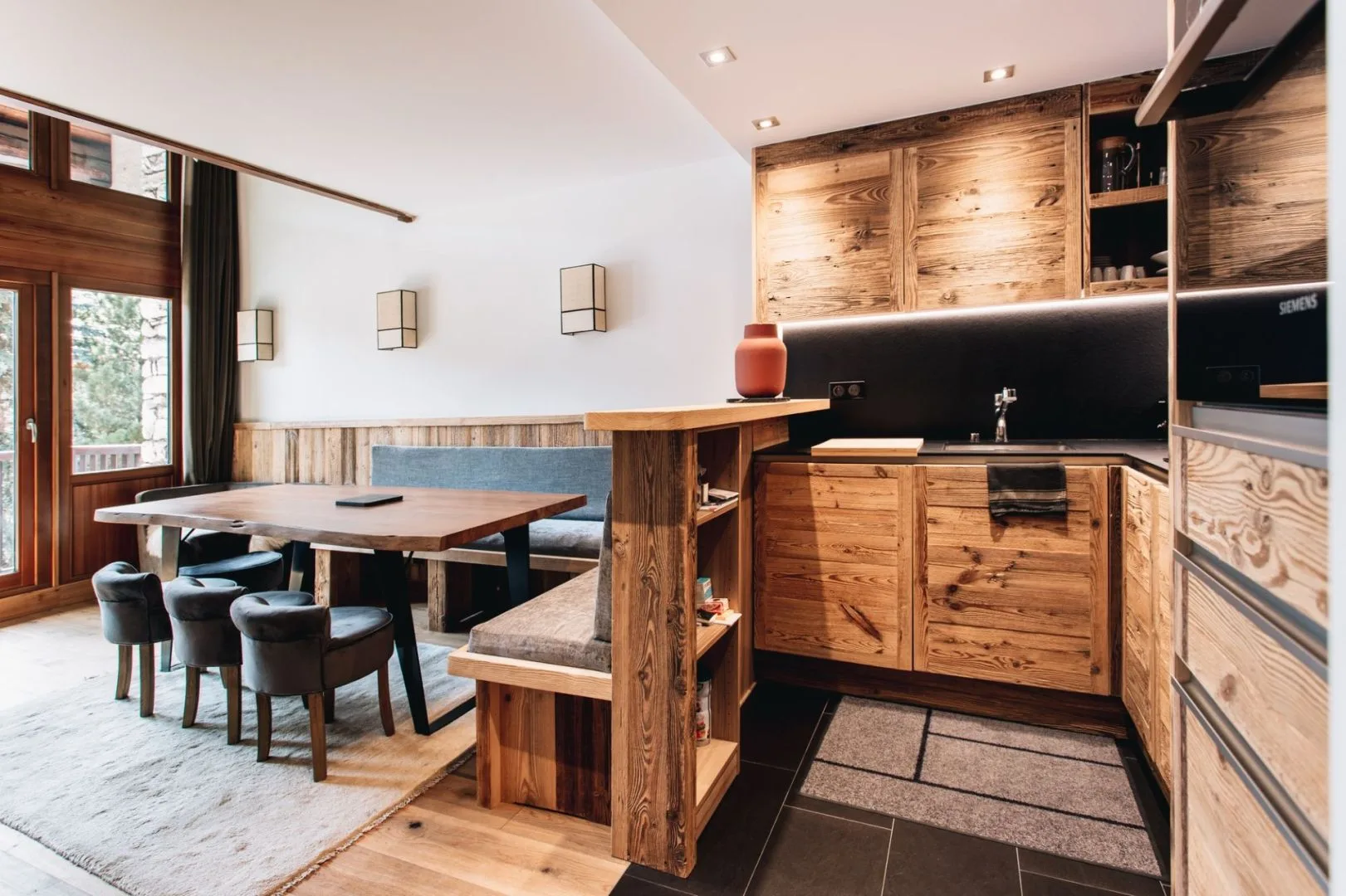 Val d´Isère - Innbydende leilighet med 4 soverom og to terrasser i hjertet av stasjonen