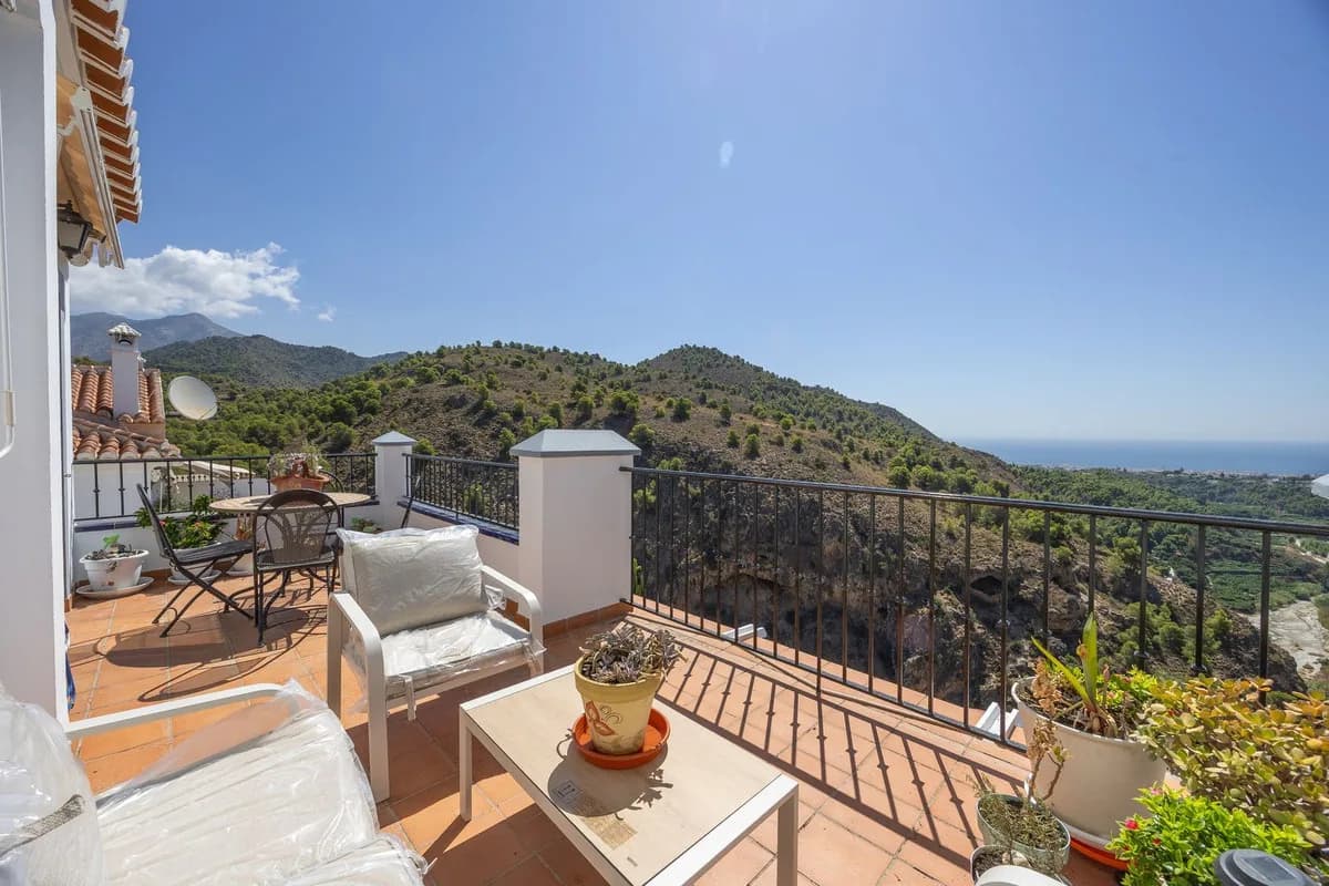 Frigiliana – Villa med privat basseng og et hjem fullt av muligheter